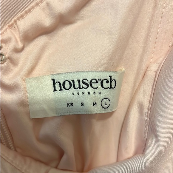 Elida Off-Shoulder Dress - Picture 3 of 9